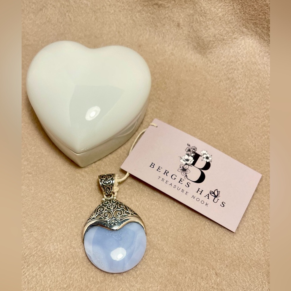Suarti Bali Sterling Silver 925 Silver Blue Chalcedony Scroll Pendant